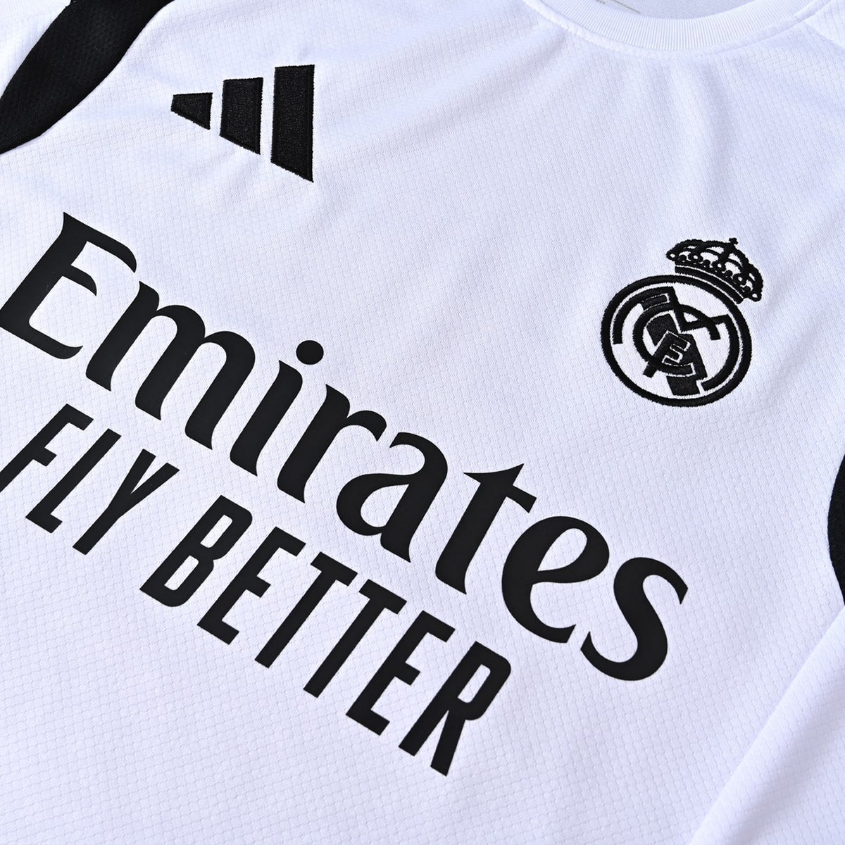 Debardeur-Short-Real-Madrid-2026-2027-Blanc-Noir-3