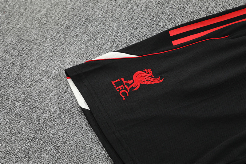 Ensemble-Maillot-Short-Liverpool-2025-2026-Rouge-Camouflage-4