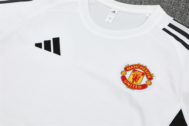 Ensemble-Maillot-Short-Manchester-United-2025-2026-Blanc-Rouge-3