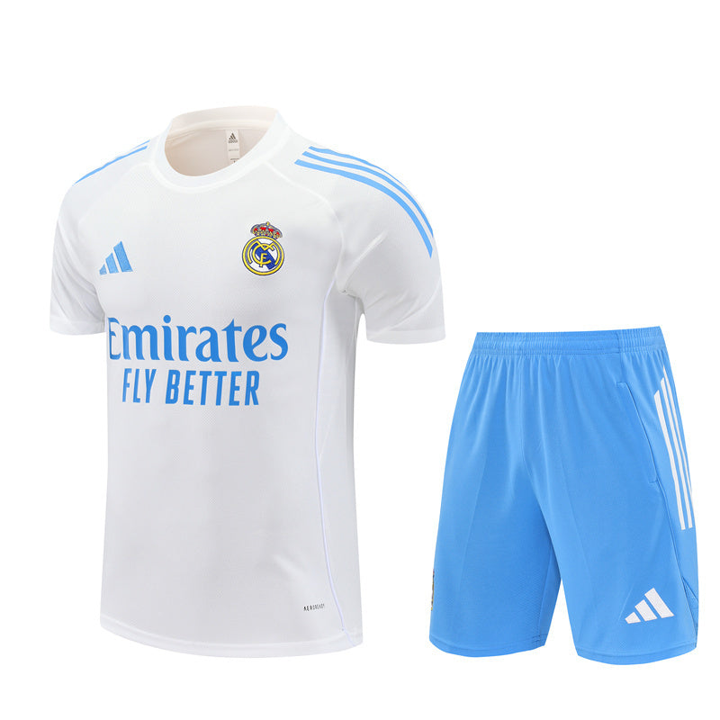 Ensemble Maillot Short Real Madrid Homme/Enfant 2025 2026 Blanc Bleu Ciel | Foot Sport