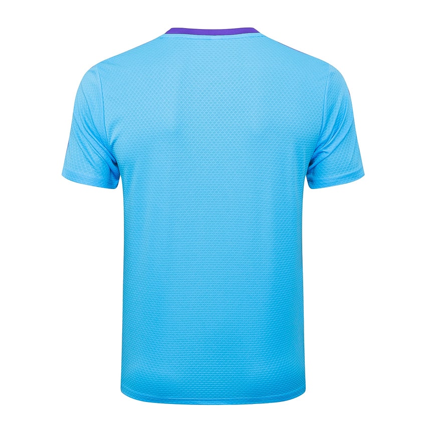 Conjunto de camiseta y pantalón corto azul cielo del Real Madrid para hombre/niño 2025-2026 | Fútbol