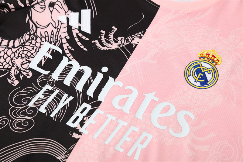 Ensemble Maillot Short Real Madrid Homme/Enfant 2025 2026 Noir Rose Edition Limitée | Foot Sport