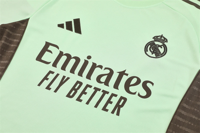 Ensemble-Maillot-Short-Real-Madrid-2025-2026-Vert-Ciel-Kaki-3