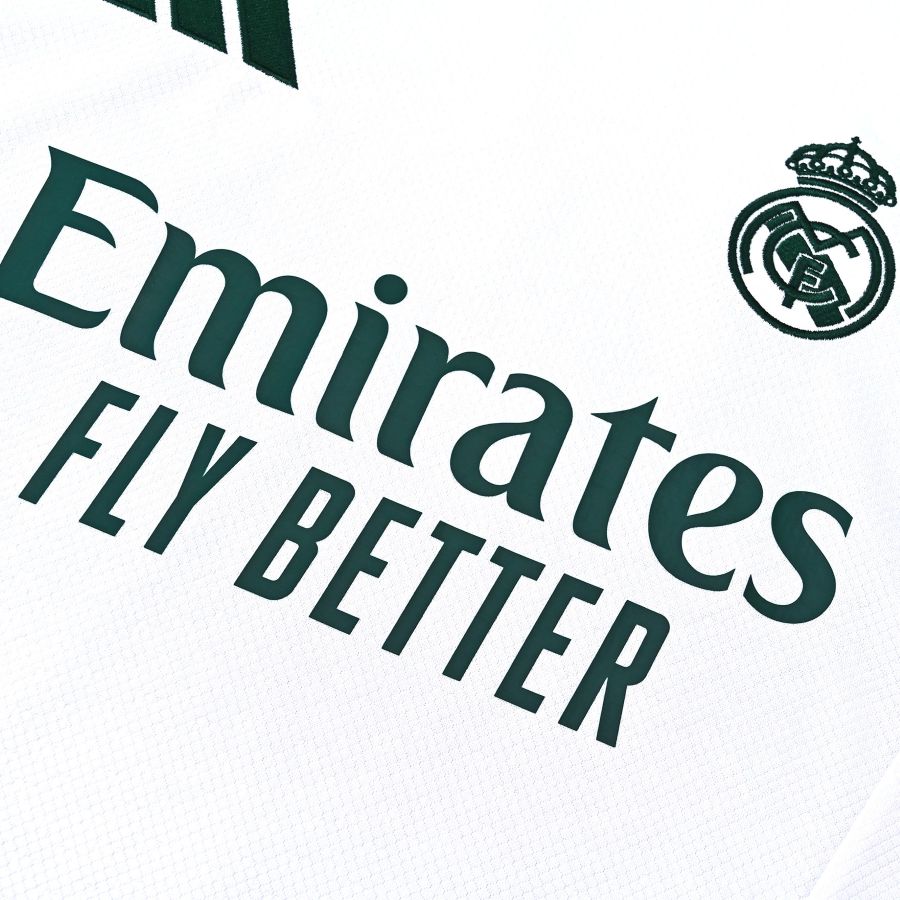 Ensemble-Maillot-Short-Real-Madrid-2026-2027-Blanc-Vert-3