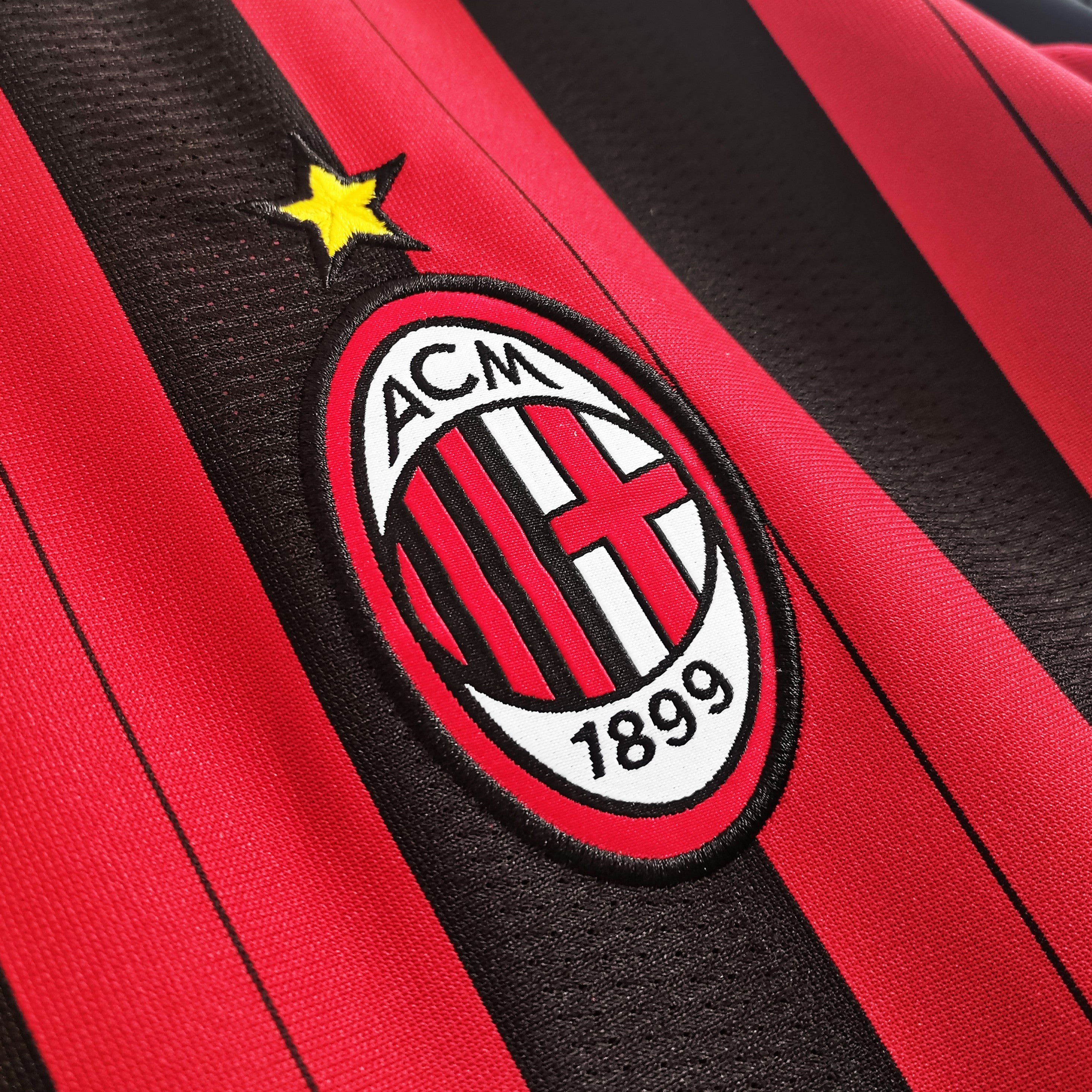 Maillot-AC-Milan-Manches-Longues-Retro-Vintage-2013-2014-Domicile-Homme-3