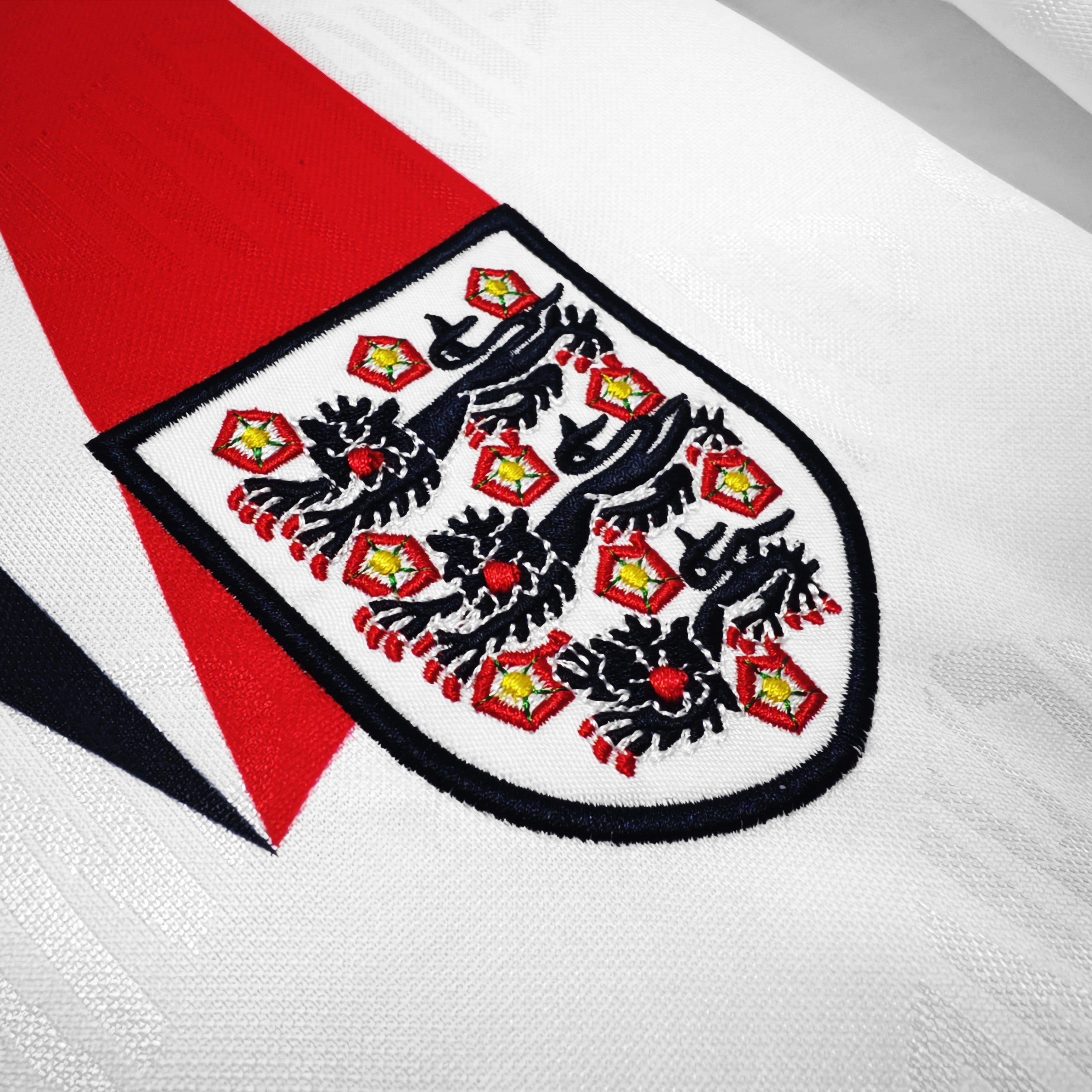 Maillot-Angleterre-1992-Domicile-Vintage-Retro-3_4c98e098-dc66-4aa9-8956-711b77d23e32