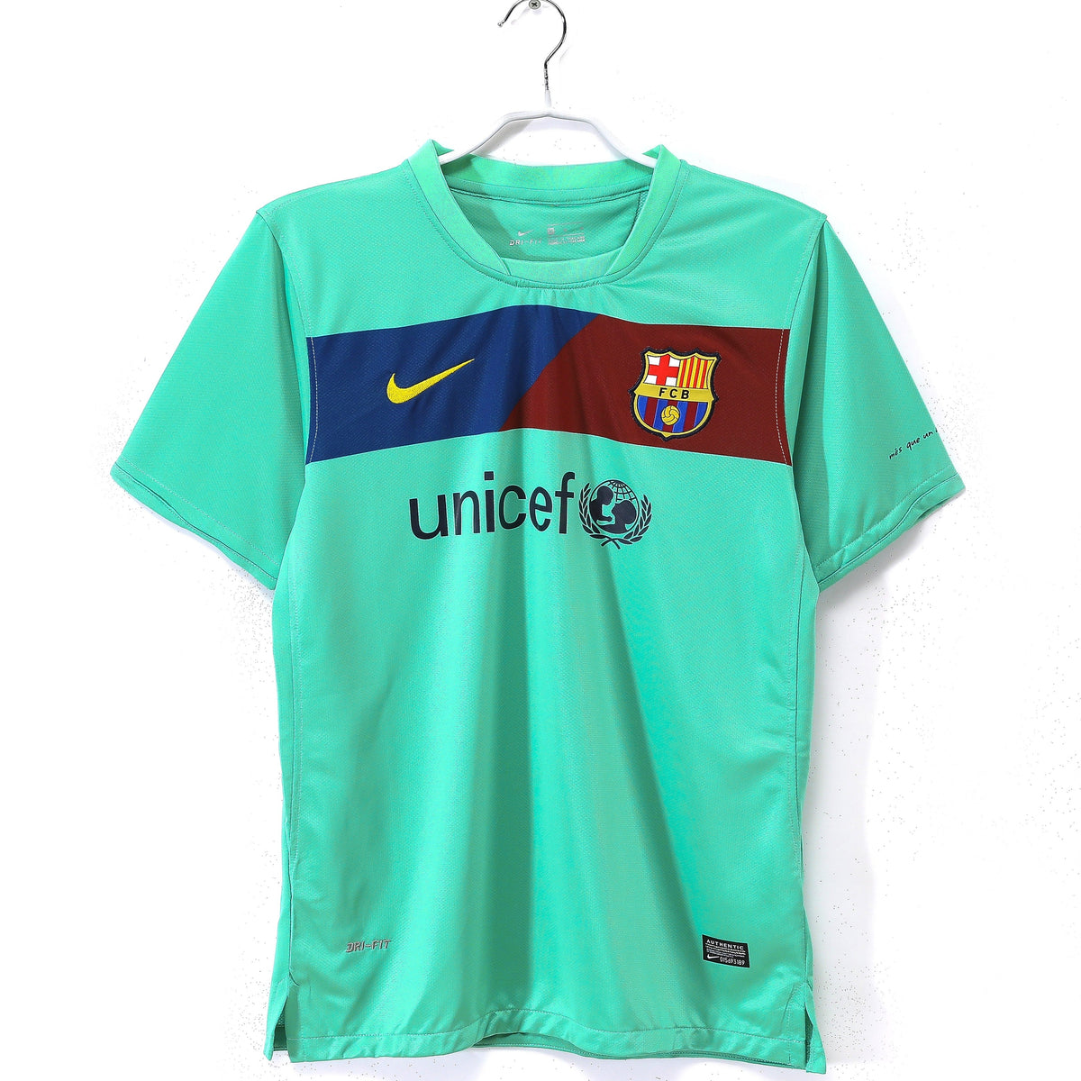 Maillot-Barcelone-Barca-Exterieur-Retro-Vintage-2010-2011-Homme-1