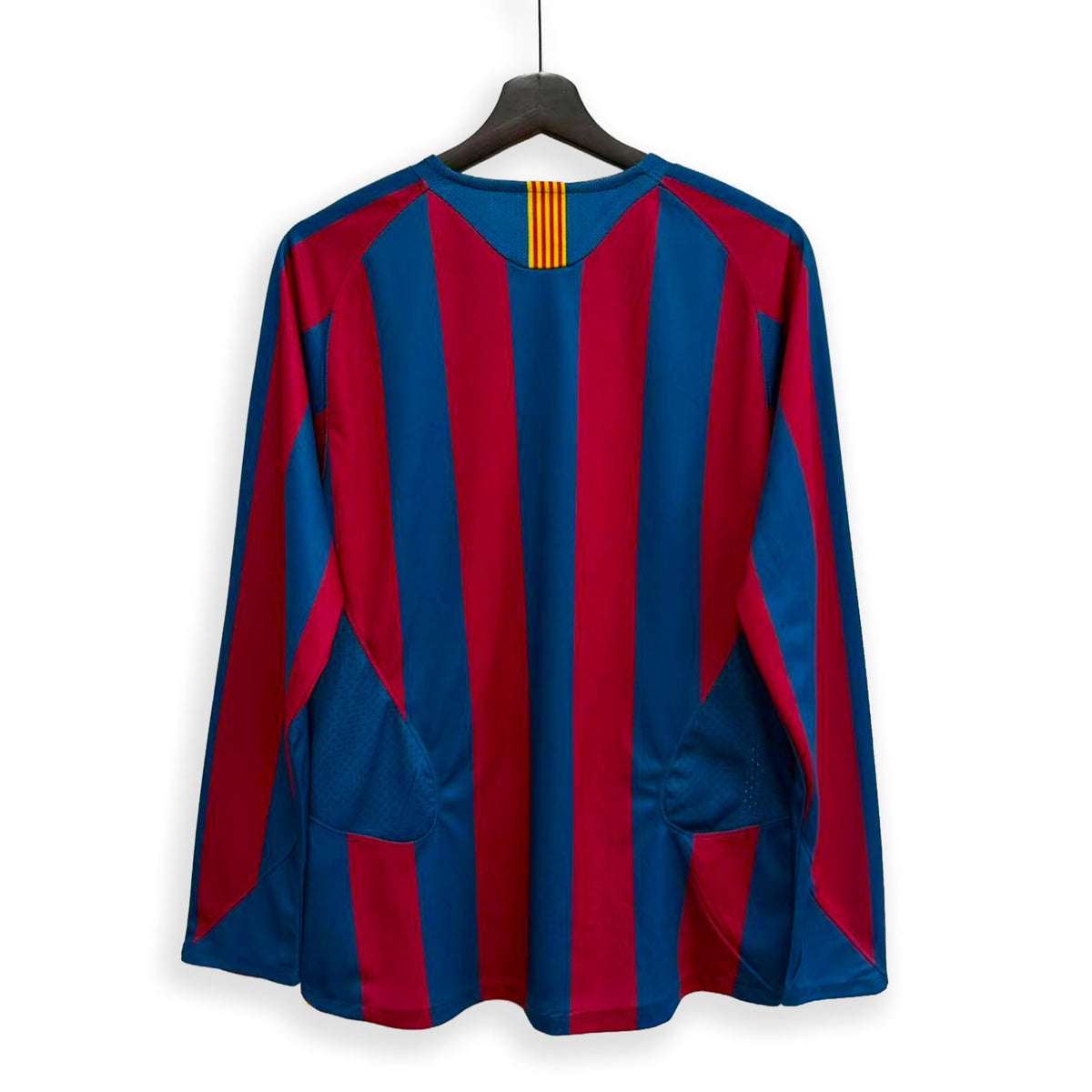 Maillot-Barcelone-Retro-Vintage-Manches-Longues-2005-2006-Domicile-Homme-2
