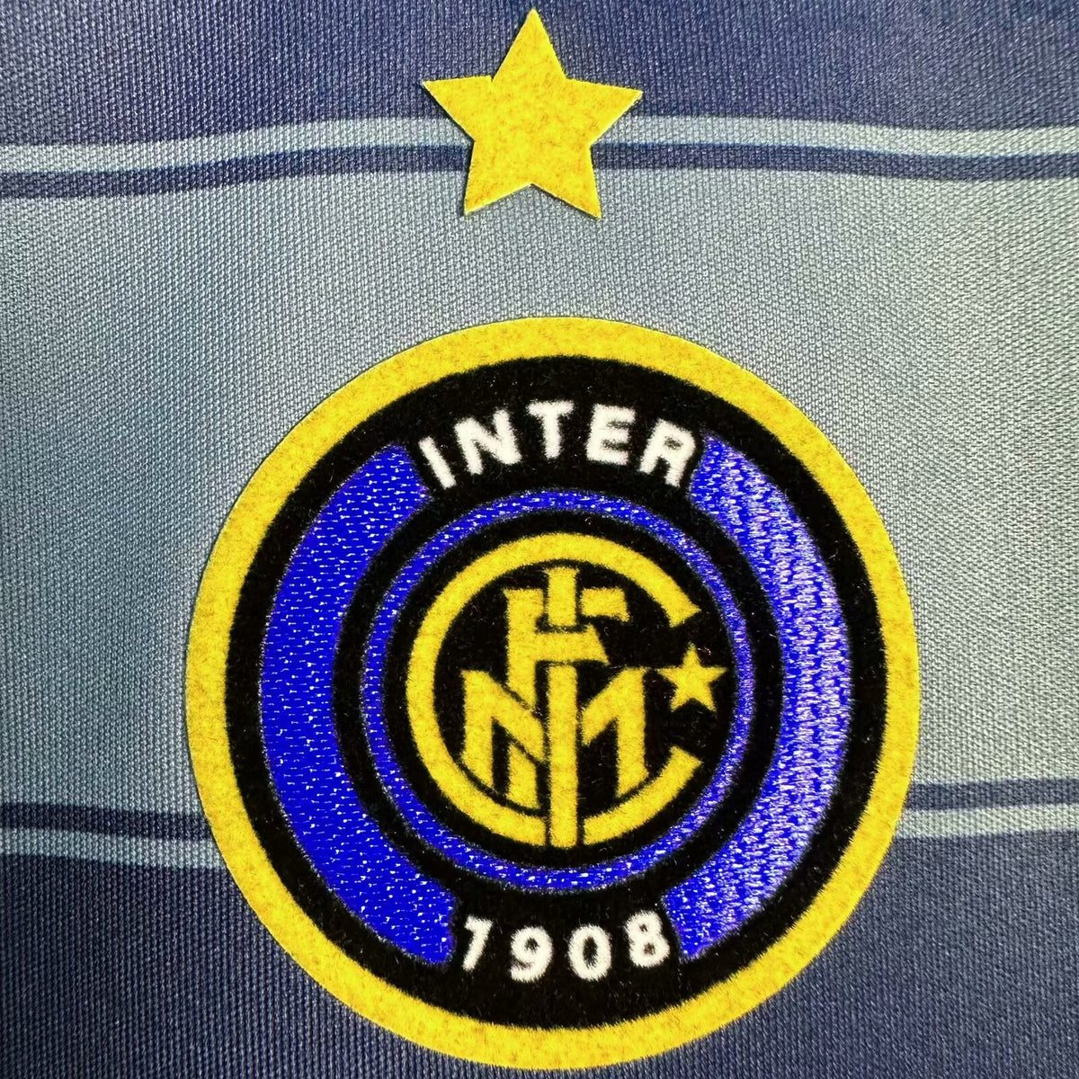 Maillot-Inter-Milan-Retro-Vintage-2004-2005-Third-Homme-3