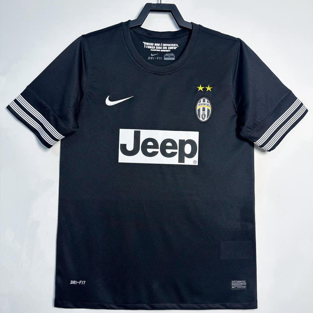Maillot-Juventus-Retro-Vintage-2012-2013-Exterieur-Homme-1