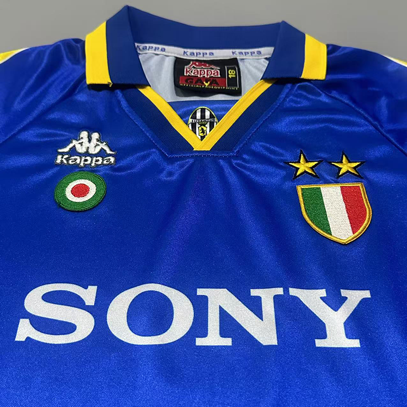 Maillot-Kit-Enfant-Juventus-Exterieur-1997-1998-3