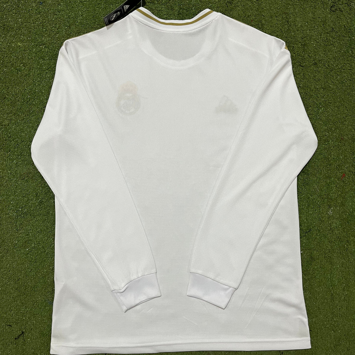Maillot-Real-Madrid-Manches-Longues-Retro-Vintage-2019-2020-Domicile-Homme-2