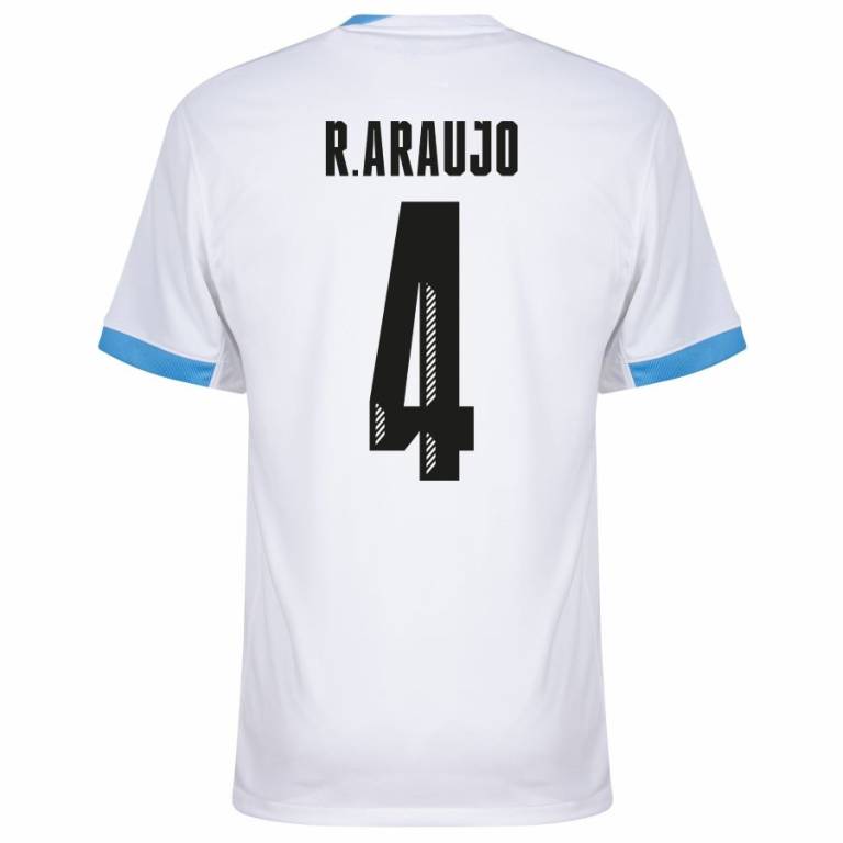 Maillot-Uruguay-Exterieur-2024-2025-R.-Araujo-2-768x768