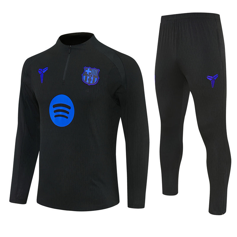 Survetement-Barca-Training-2025-2026-Noir-Bleu-Label-1