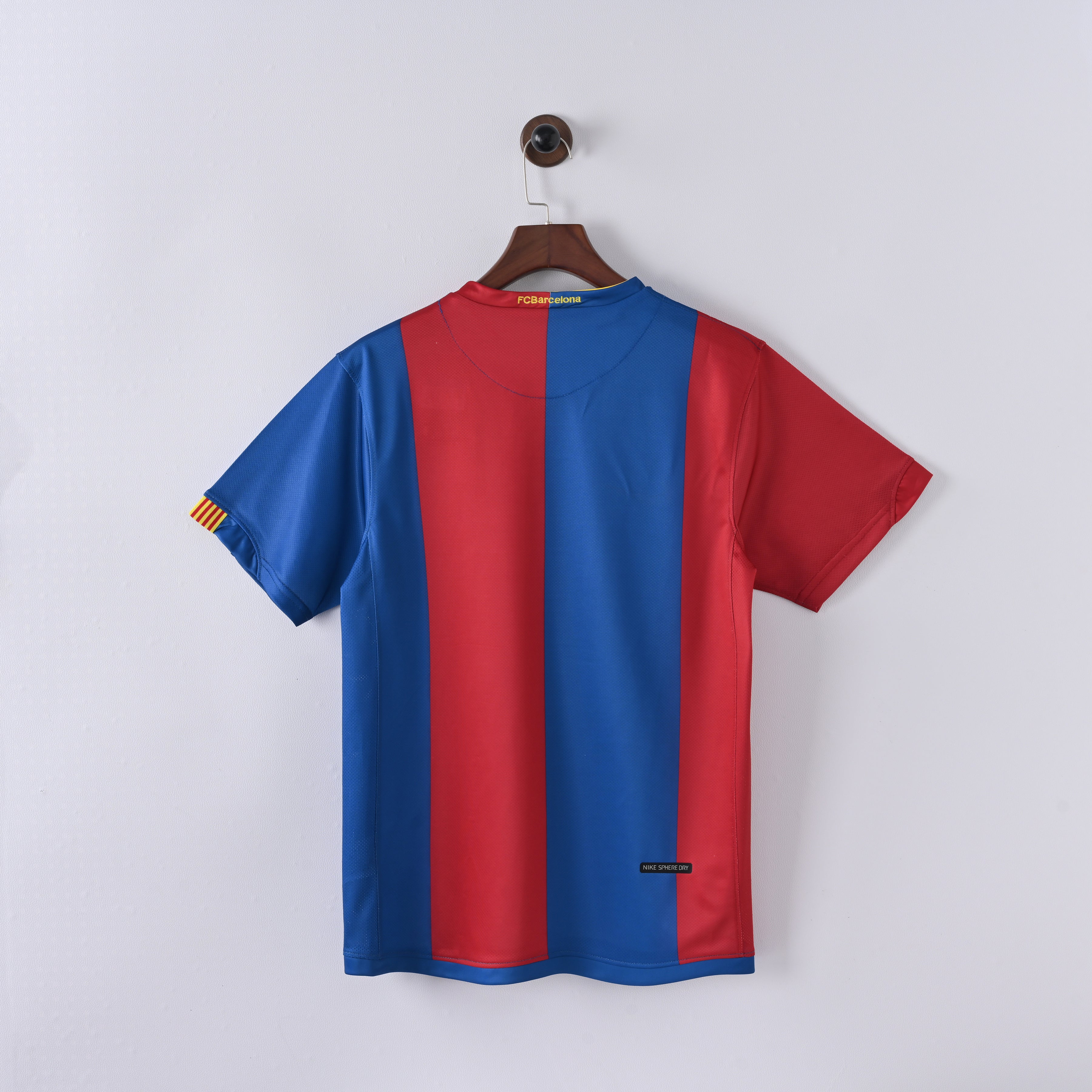 maillot-barcelone-2006-2007-domicile-vintage-2