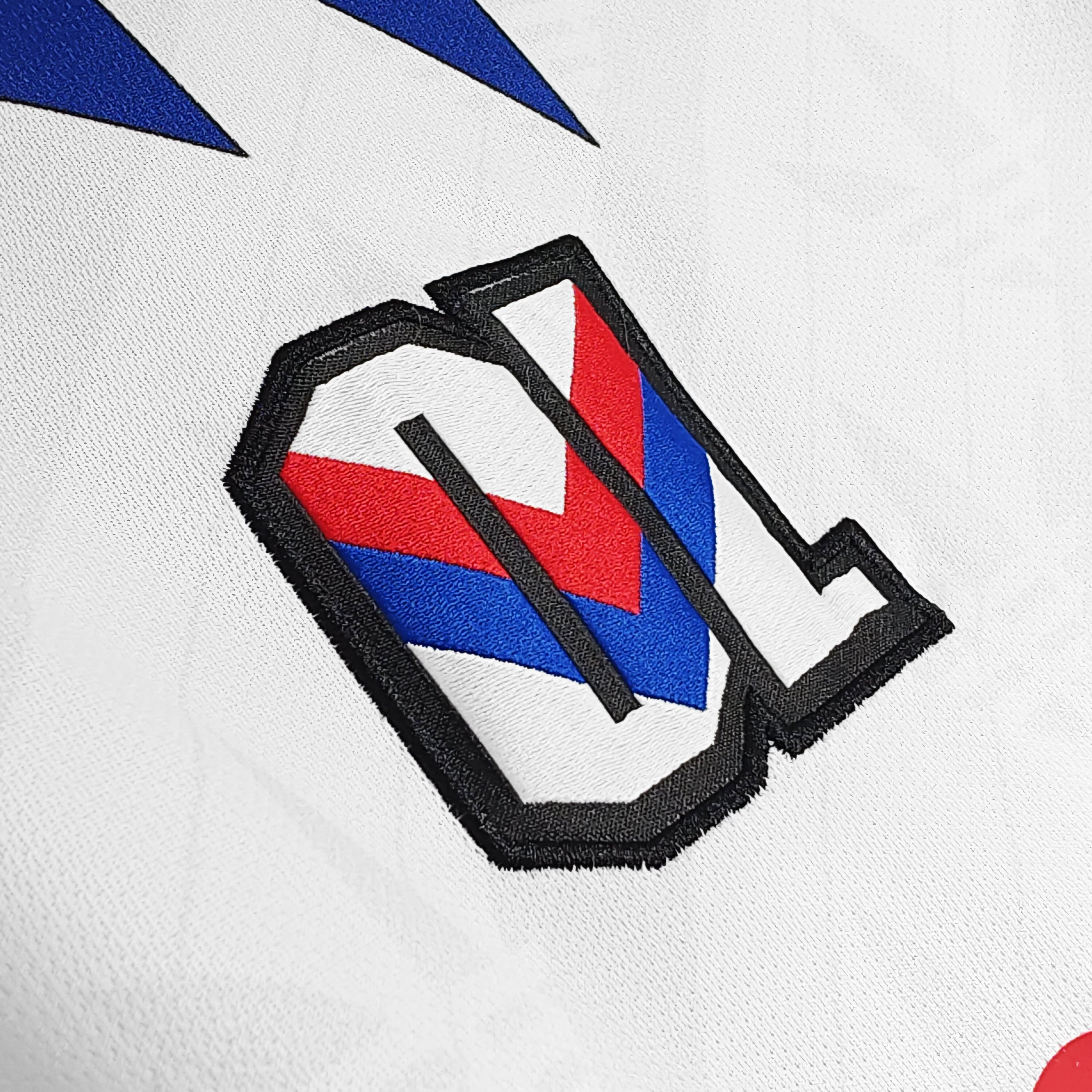 maillot-lyon-retro-vintage-1995-1996-domicile-homme-4