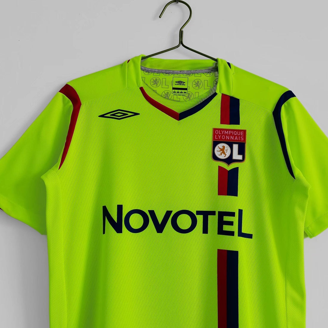 maillot-lyon-retro-vintage-2008-2009-exterieur-vert-homme-3