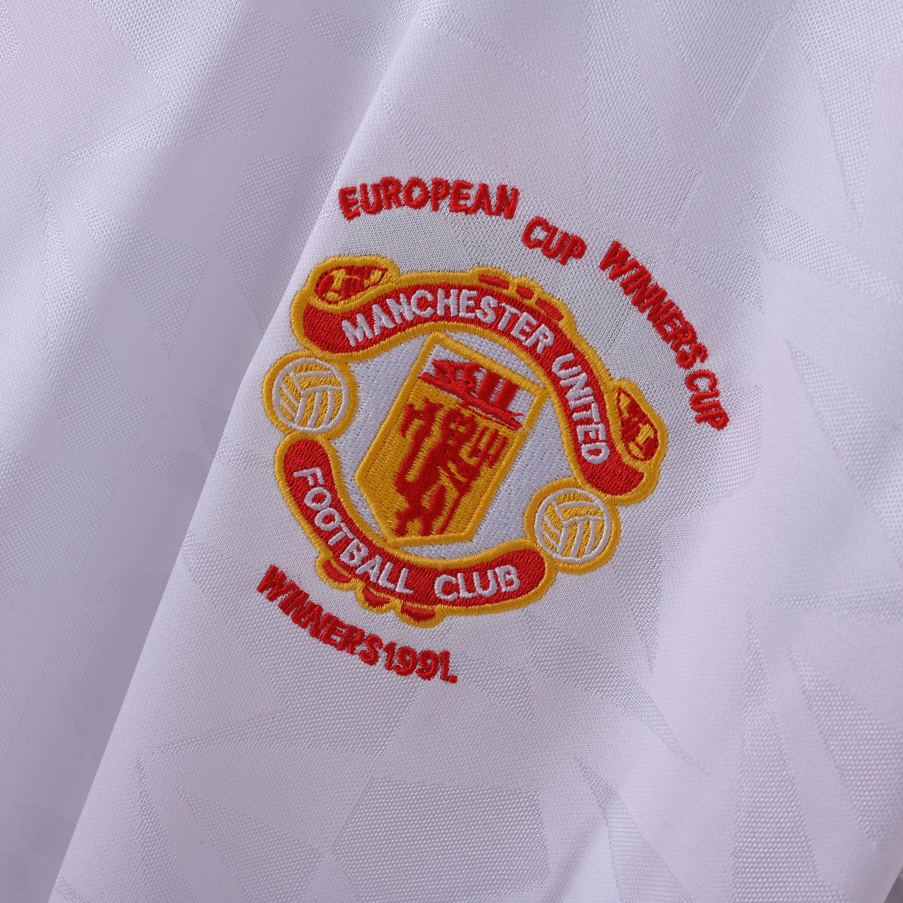 maillot-manchester-united-1990-1991-exterieur-Europe-CoupeWinners-Finale-de-Coupe-vintage-retro-3