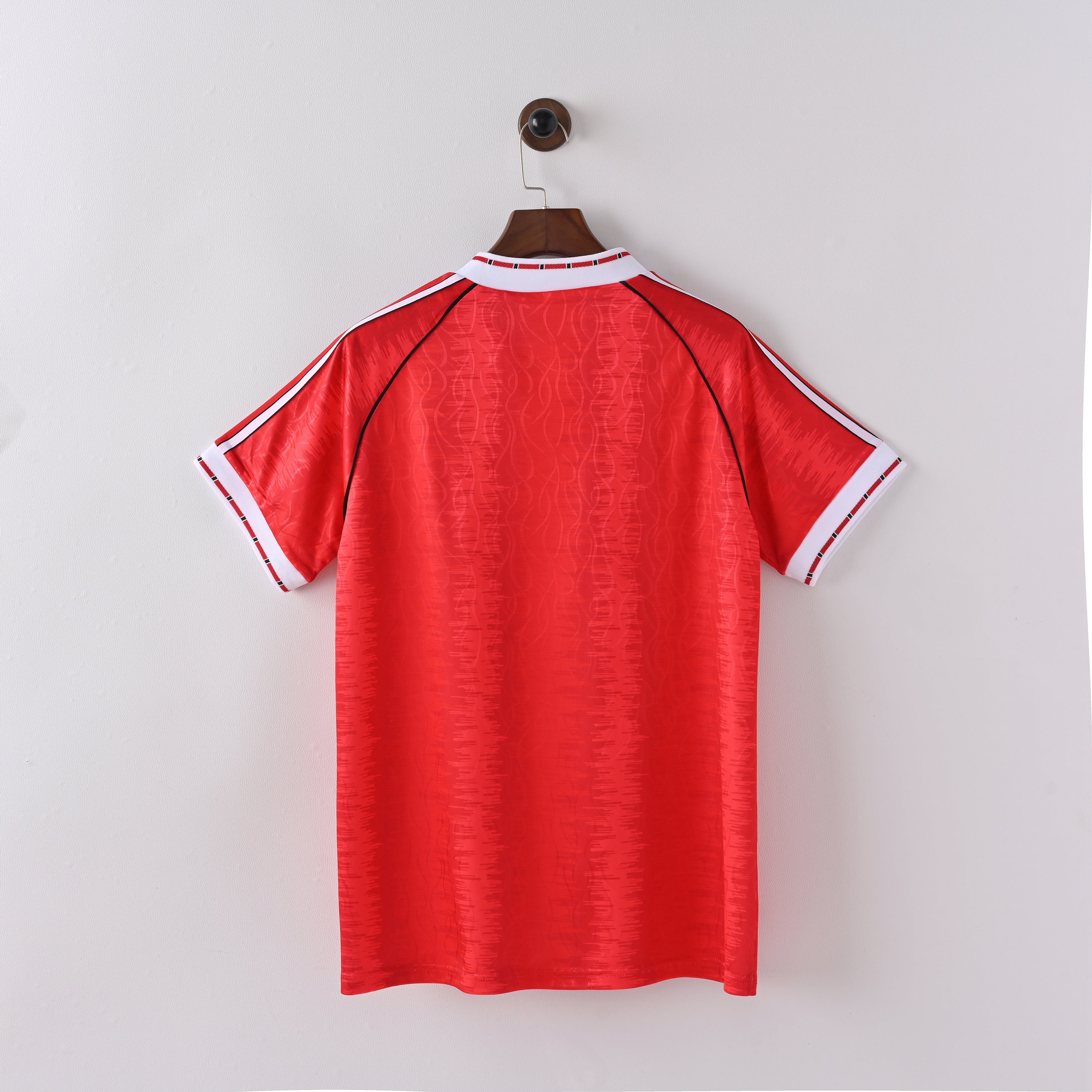 maillot-manchester-united-1991-1992-domicile-vintage-retro-2_6bcd7b2d-d10d-4bc1-8acd-2bbea821f50c