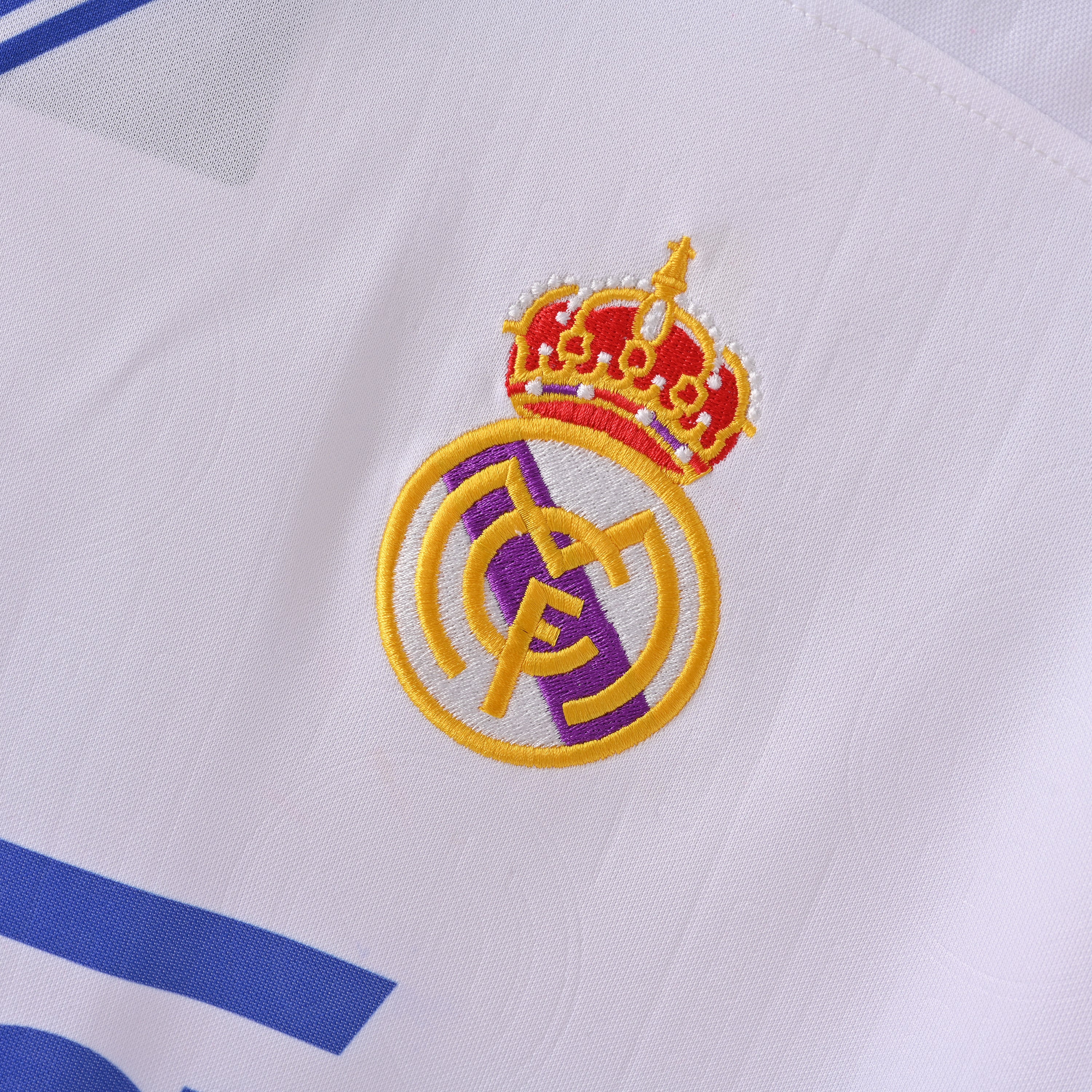 maillot-real-madrid-1996-1997-domicile-vintage-retro-3
