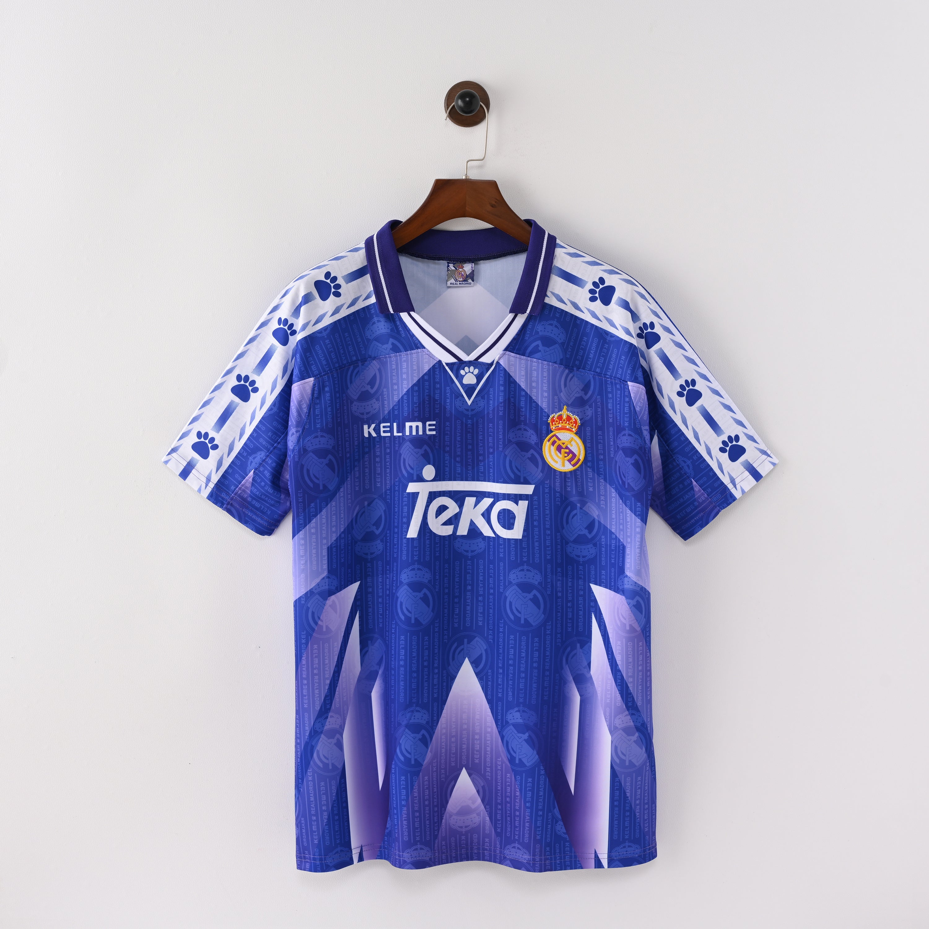 maillot-real-madrid-1996-1997-exterieur-vintage-retro-1