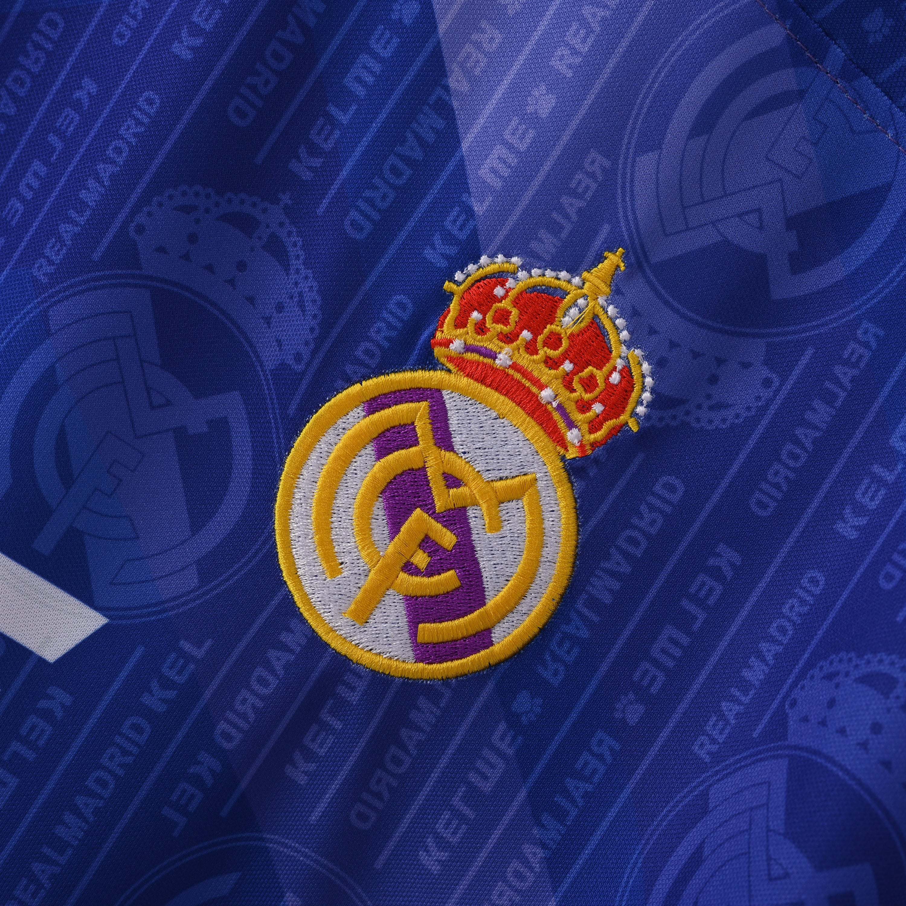 maillot-real-madrid-1996-1997-exterieur-vintage-retro-3