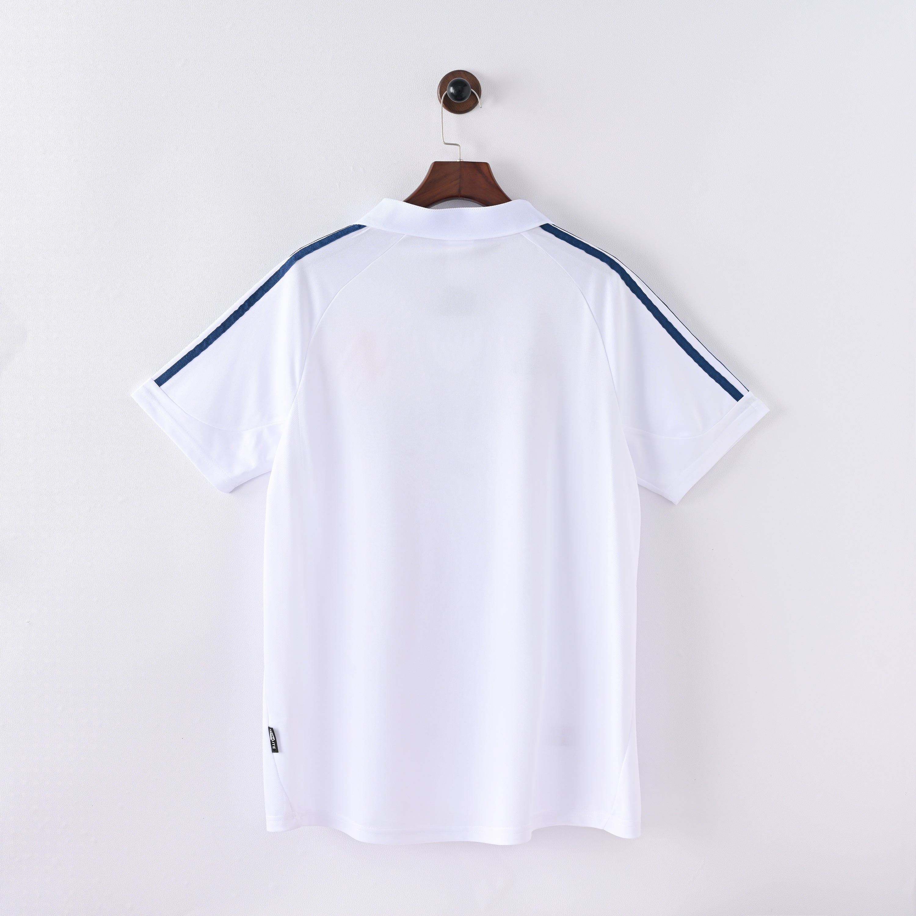 maillot-real-madrid-2001-2002-domicile-vintage-retro-2