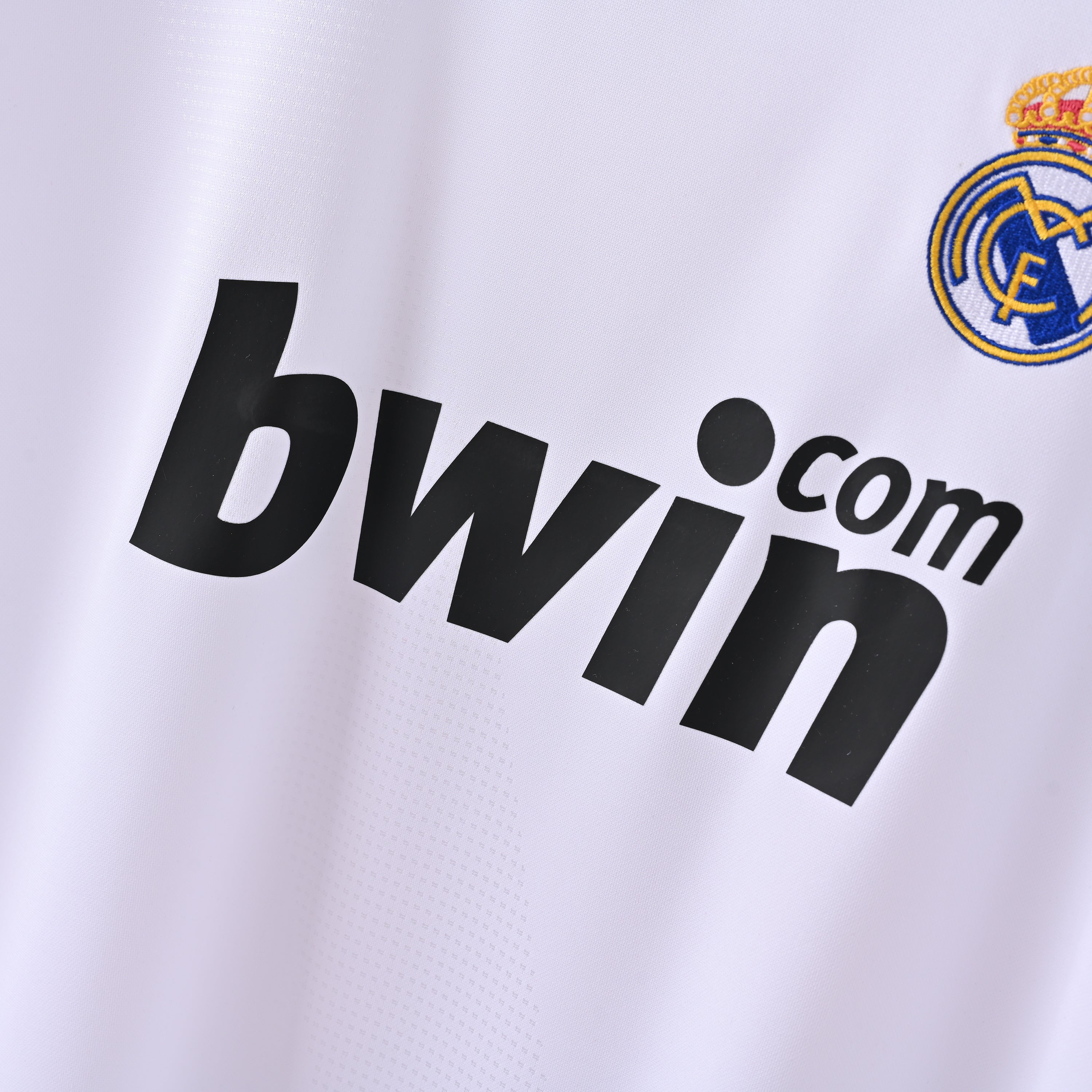 maillot-real-madrid-2008-2009-domicile-vintage-retro-3