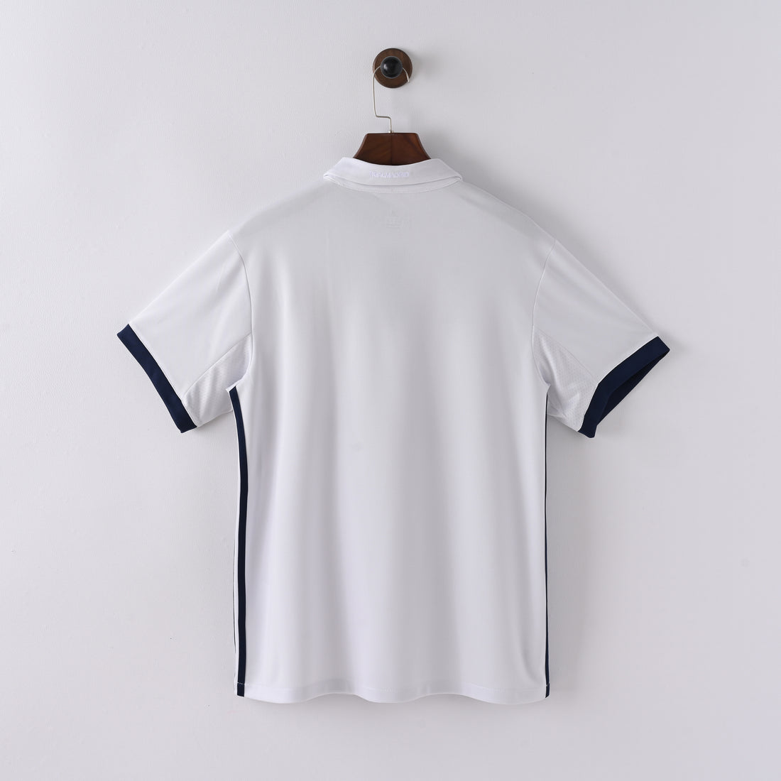 maillot-real-madrid-2016-2017-domicile-vintage-retro-2