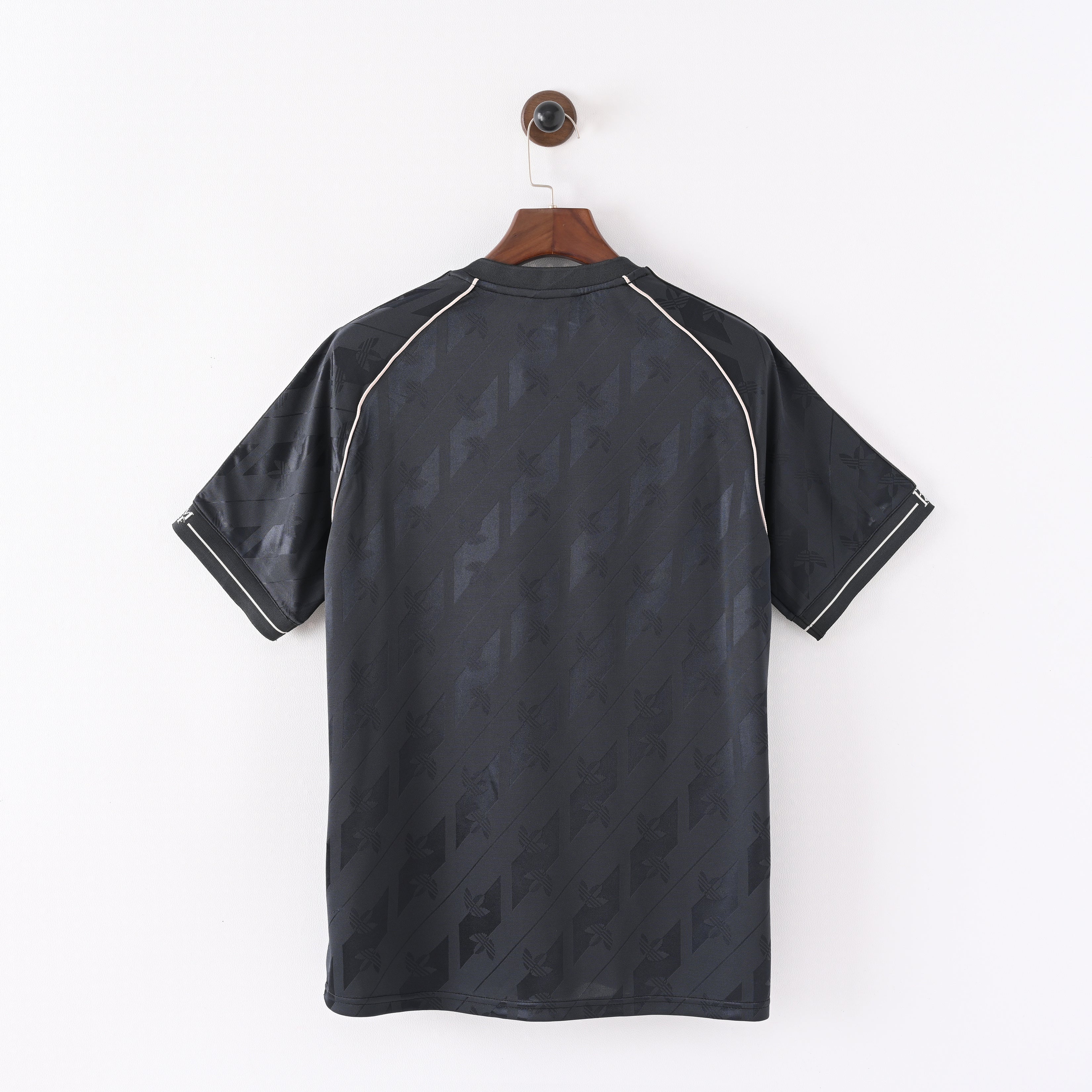 maillot-real-madrid-2024-2025-third-lifestyler-vintage-retro-2