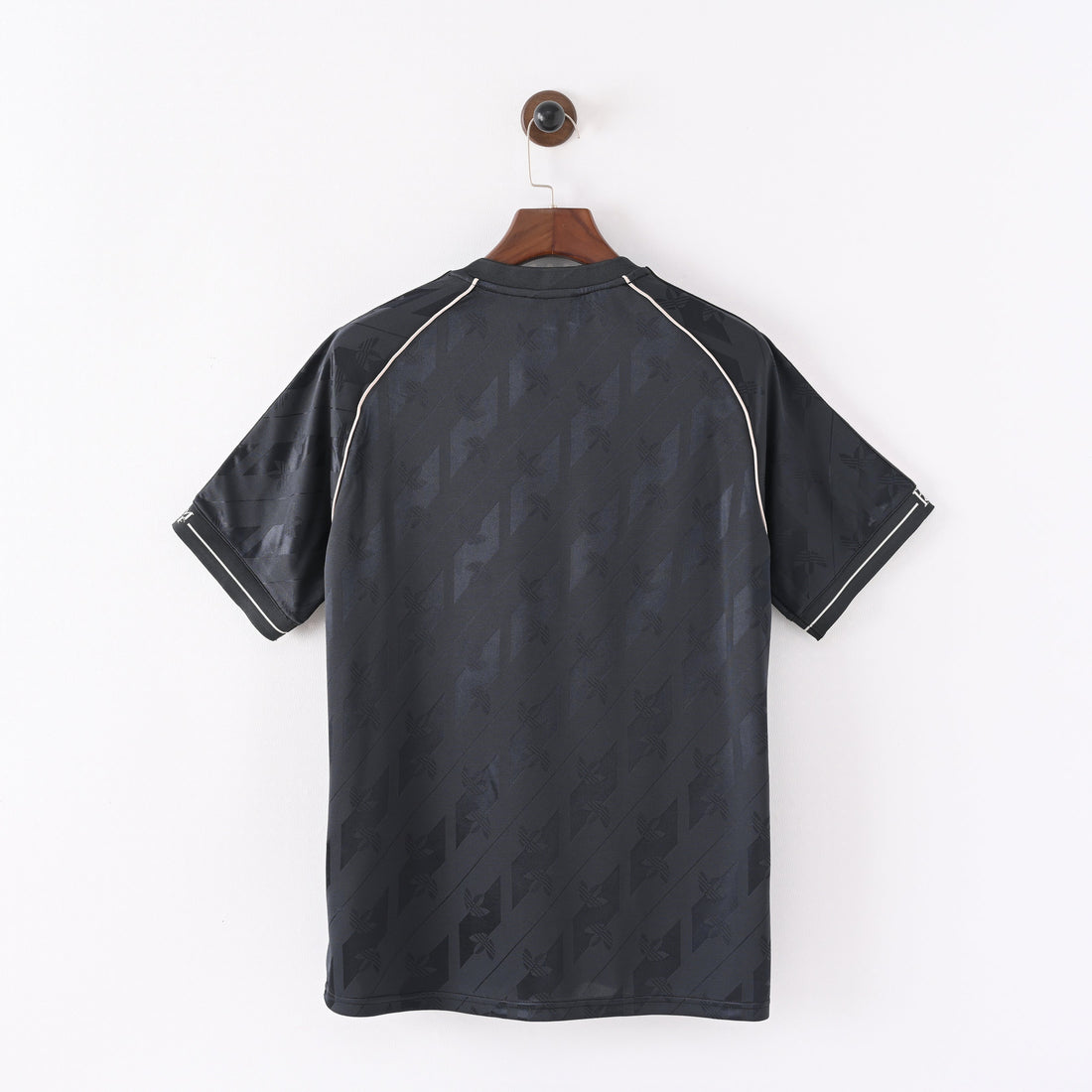 maillot-real-madrid-2024-2025-third-lifestyler-vintage-retro-2maillot-real-madrid-2024-2025-third-lifestyler-vintage-retro-3