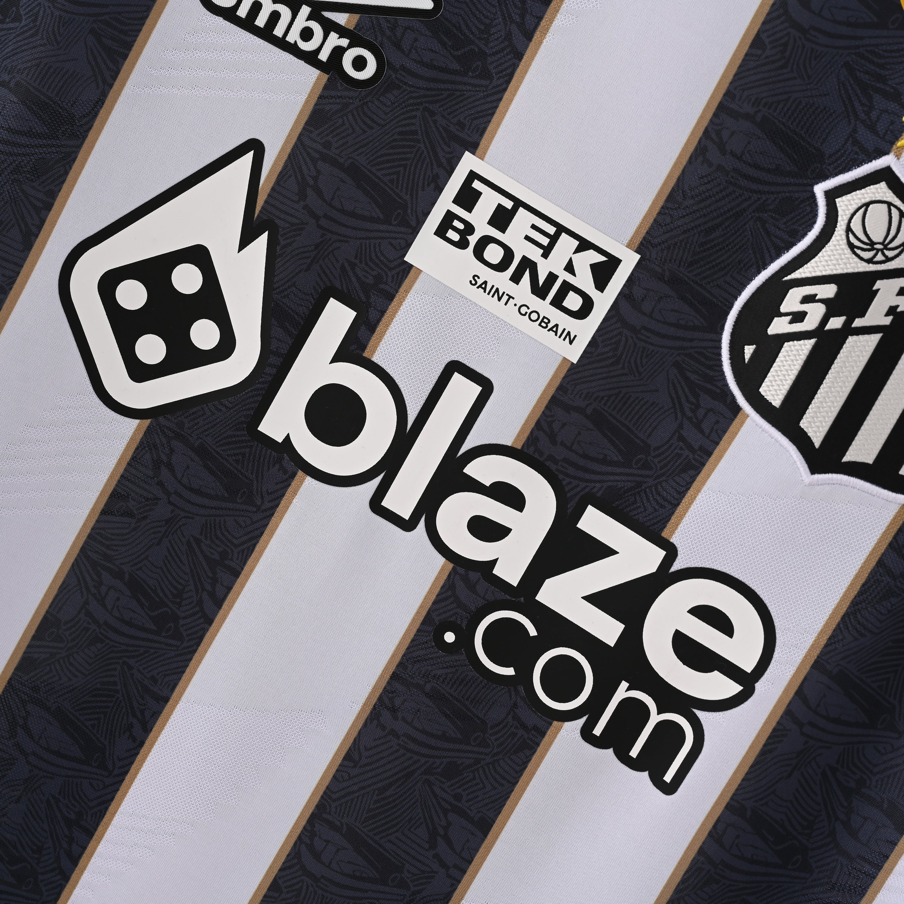 maillot-santos-2024-2025-exterieur-vintage-retro-3
