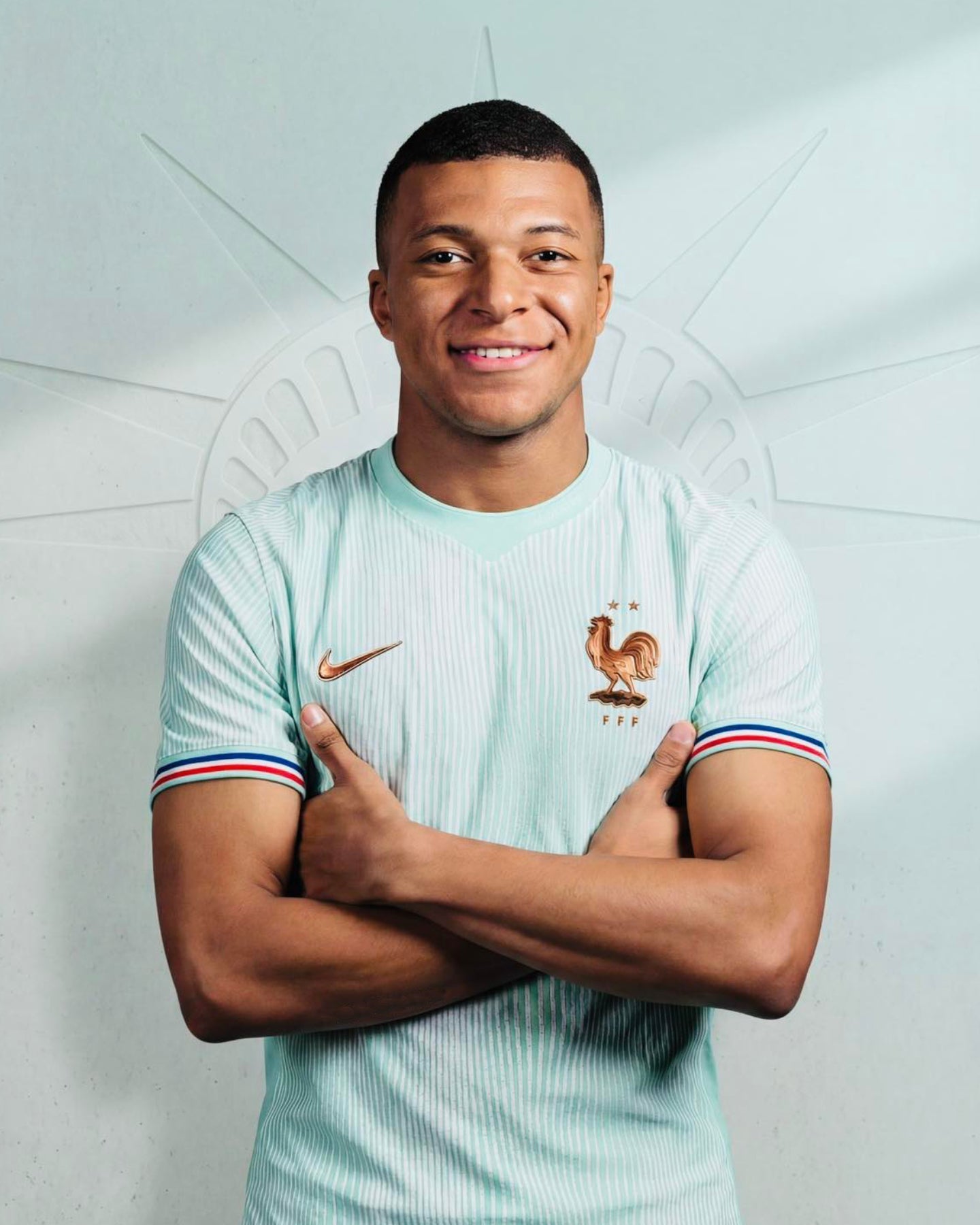nouveau-maillot-france-coupe-du-monde-2026-mbappe