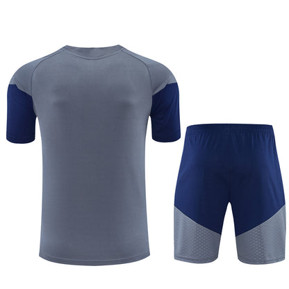 Ensemble-Maillot-Short-Bayern-Munich-2026-2027-Gris-2