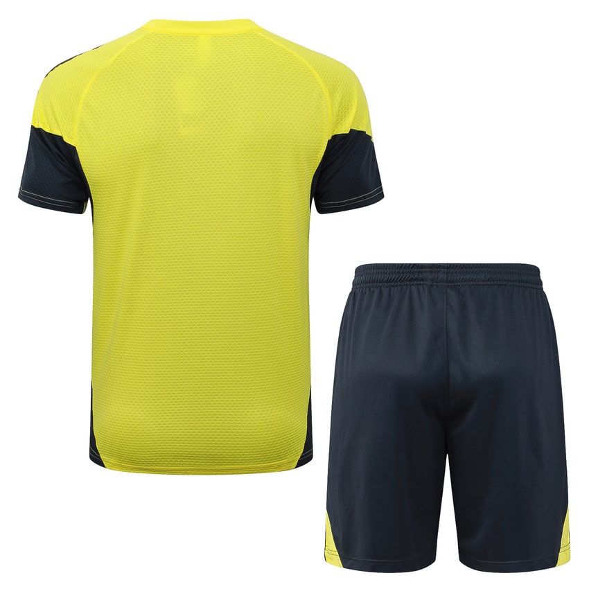 Conjunto de camiseta y pantalón corto amarillo del Real Madrid para hombre/niño 2025-2026 | Fútbol