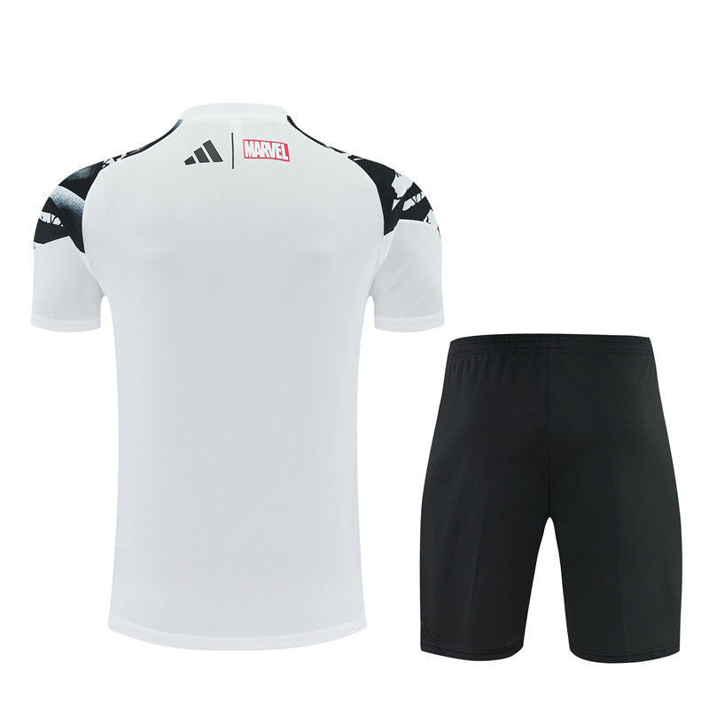 Ensemble-Maillot-Short-Real-Real-Madrid-Marvel-2025-2026-Blanc-Jaune-Label-2