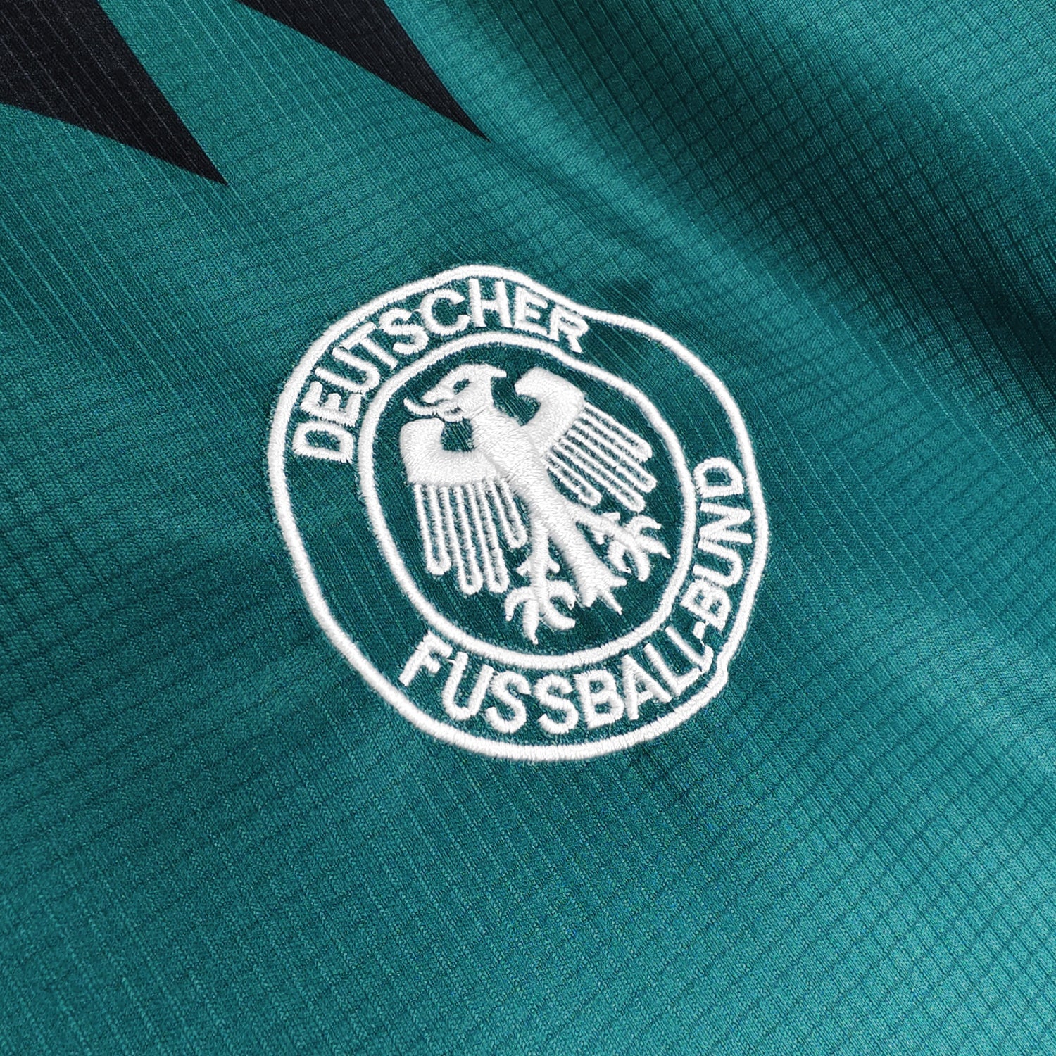 Maillot-Allemagne-1994-Exterieur-Vintage-Retro-3