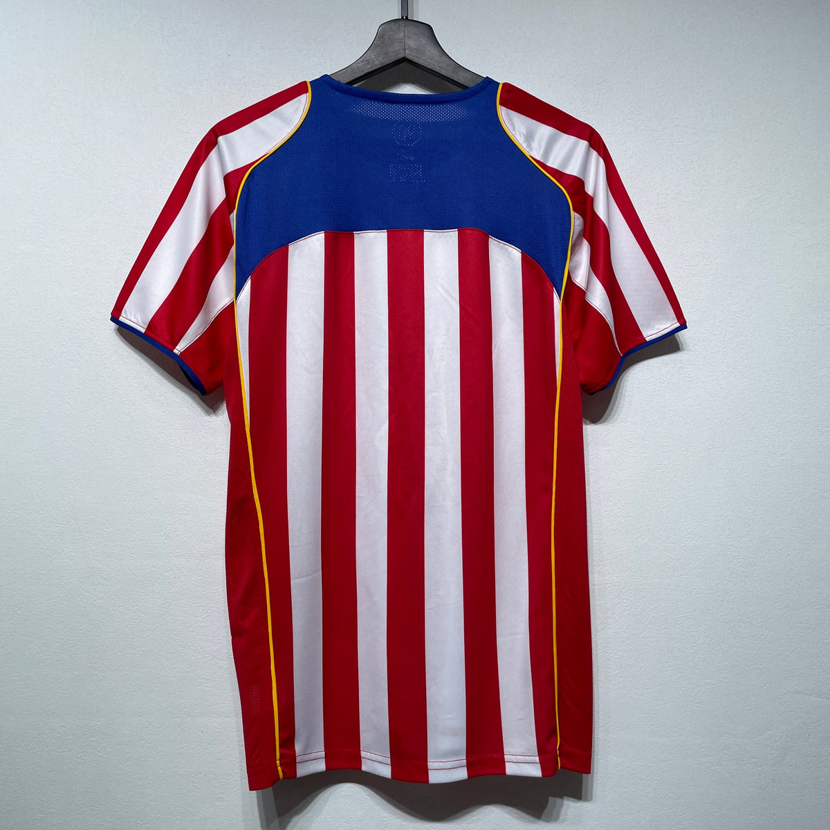 Maillot-Atletico-Madrid-Retro-Vintage-2004-2005-Domicile-Homme-2