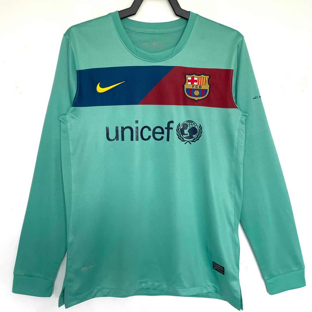 Maillot-Barcelone-Manches-Longues-2010-2011-Exterieur-Vintage-Homme-1
