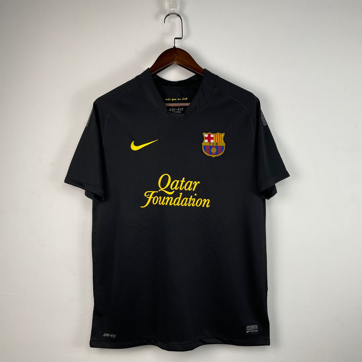 Maillot-Barcelone-Retro-Vintage-2011-2012-Exterieur-Homme-1