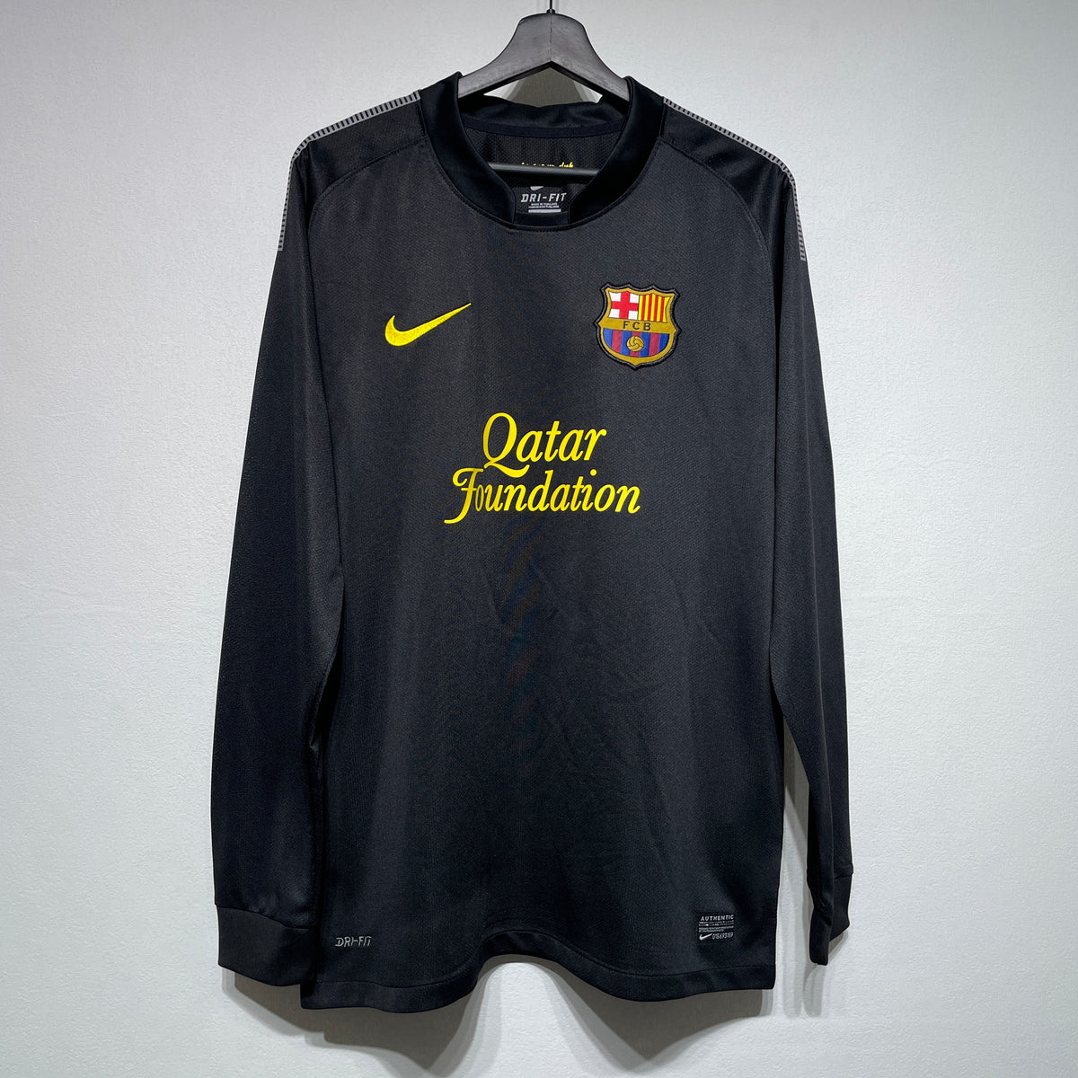 Maillot-Barcelone-Retro-Vintage-Manches-Longues-2011-2012-Exterieur-Homme-1