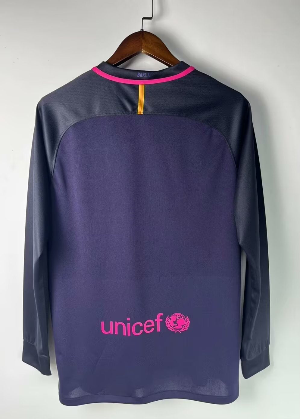 Maillot-Barcelone-Retro-Vintage-Manches-Longues-2016-2017-Exterieur-Vintage-Homme-2