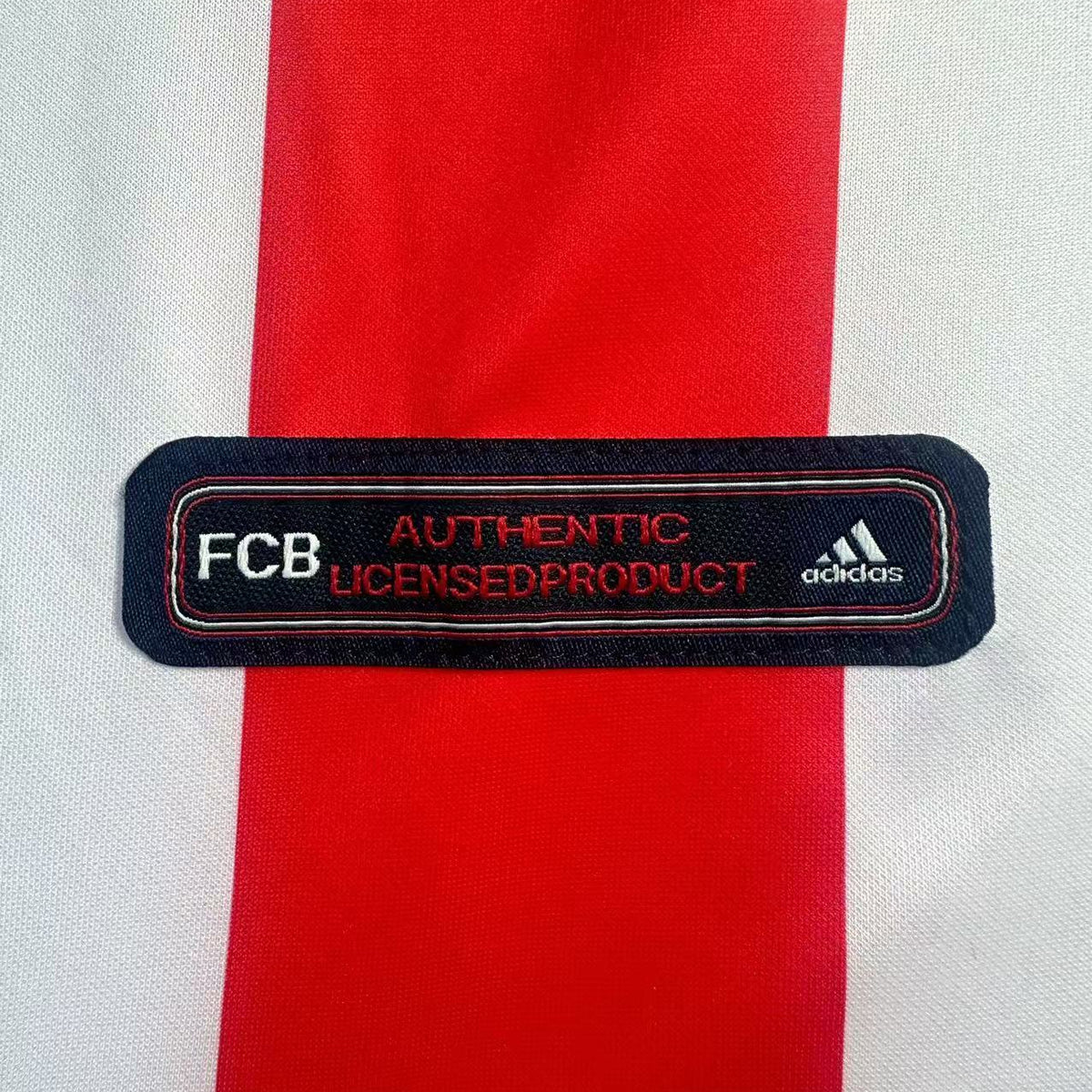 Maillot-Bayern-Munich-Retro-Vintage-2000-2002-Exterieur-Homme-3