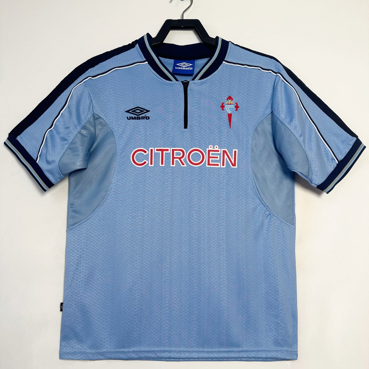 Maillot-Celta-Vigo-Retro-Vintage-1999-2000-Domicile-Homme-1