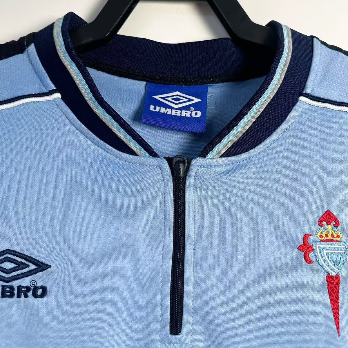 Maillot-Celta-Vigo-Retro-Vintage-1999-2000-Domicile-Homme-3