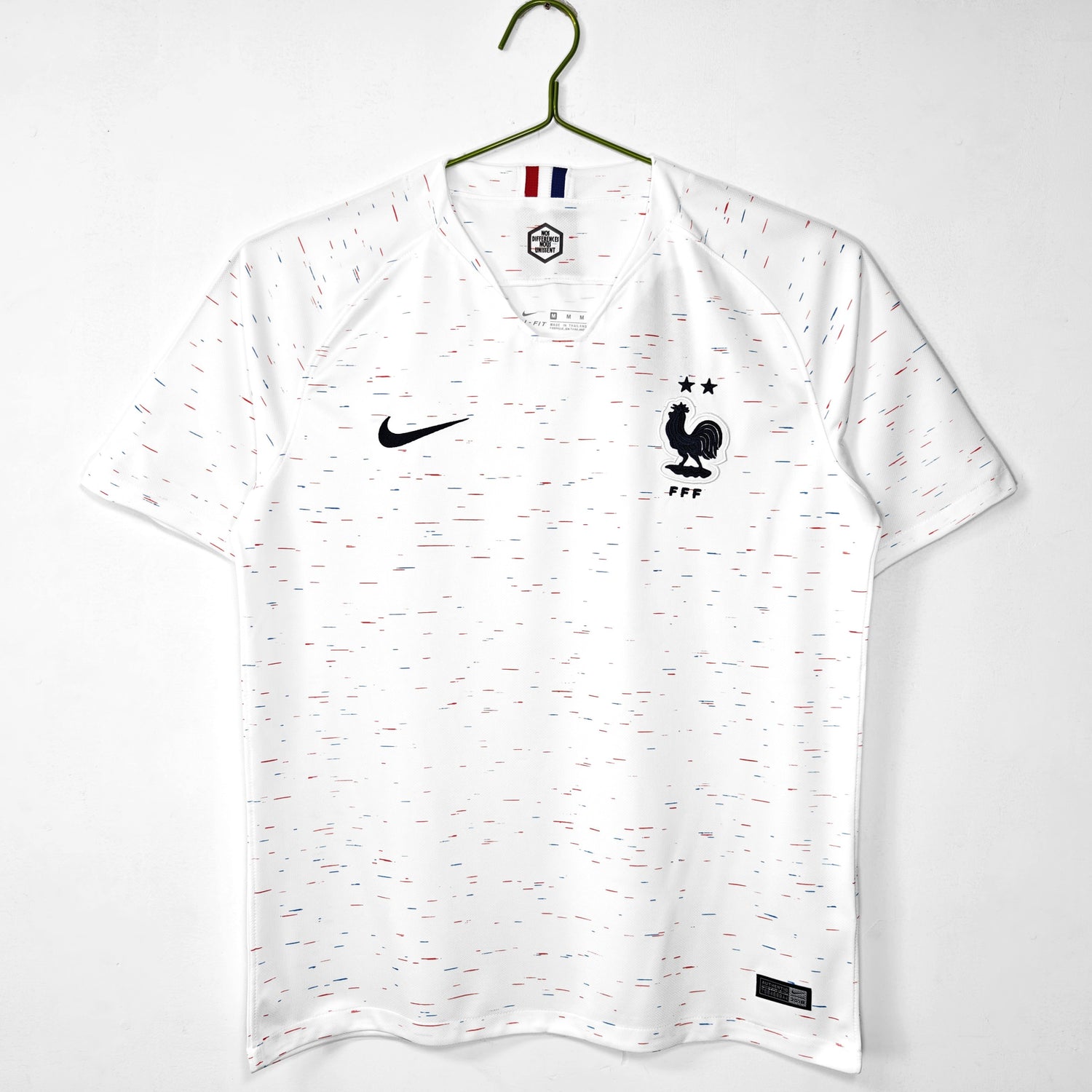 Maillot-France-2018-2019-Exterieur-Vintage-Retro-1