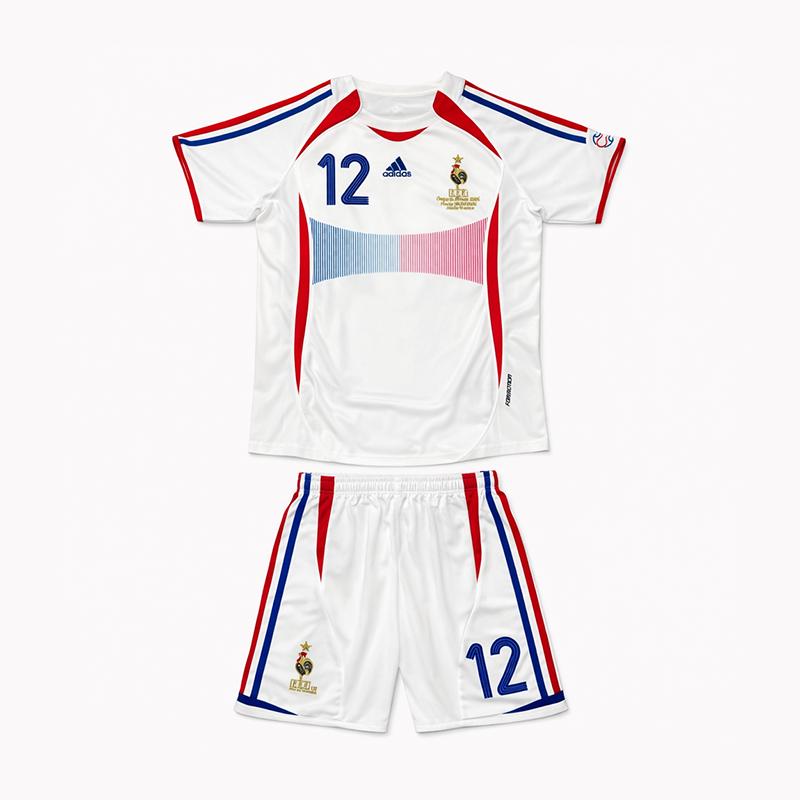 Maillot-France-Kit-Enfant-Henry-Exterieur-2006-1
