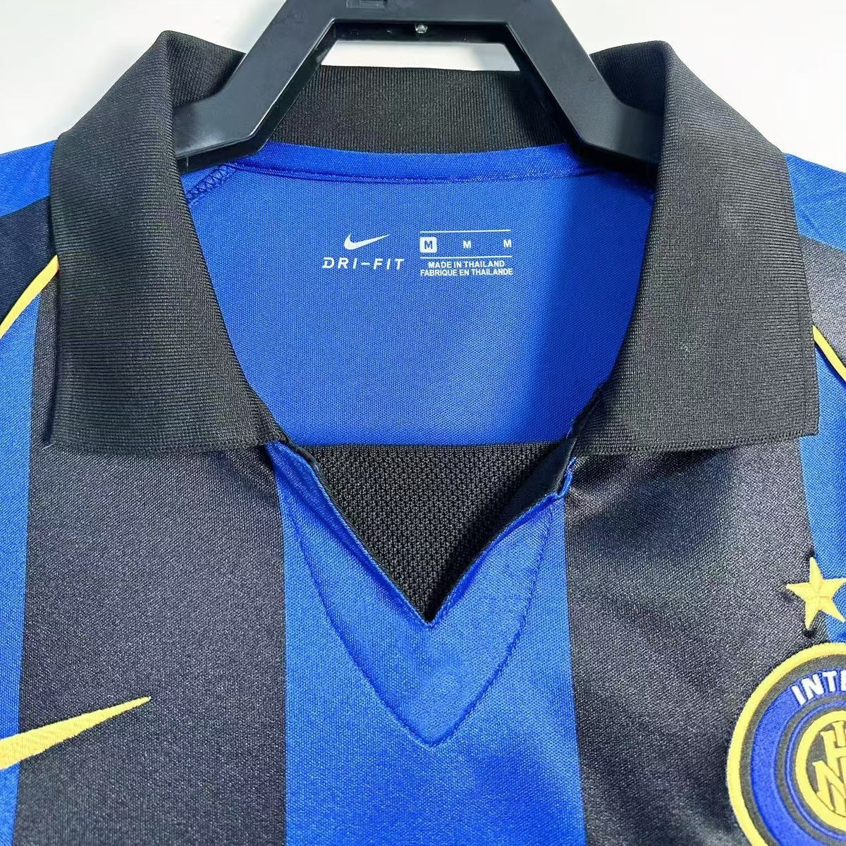 Maillot-Inter-Milan-Retro-Vintage-2001-2002-Domicile-Homme-3