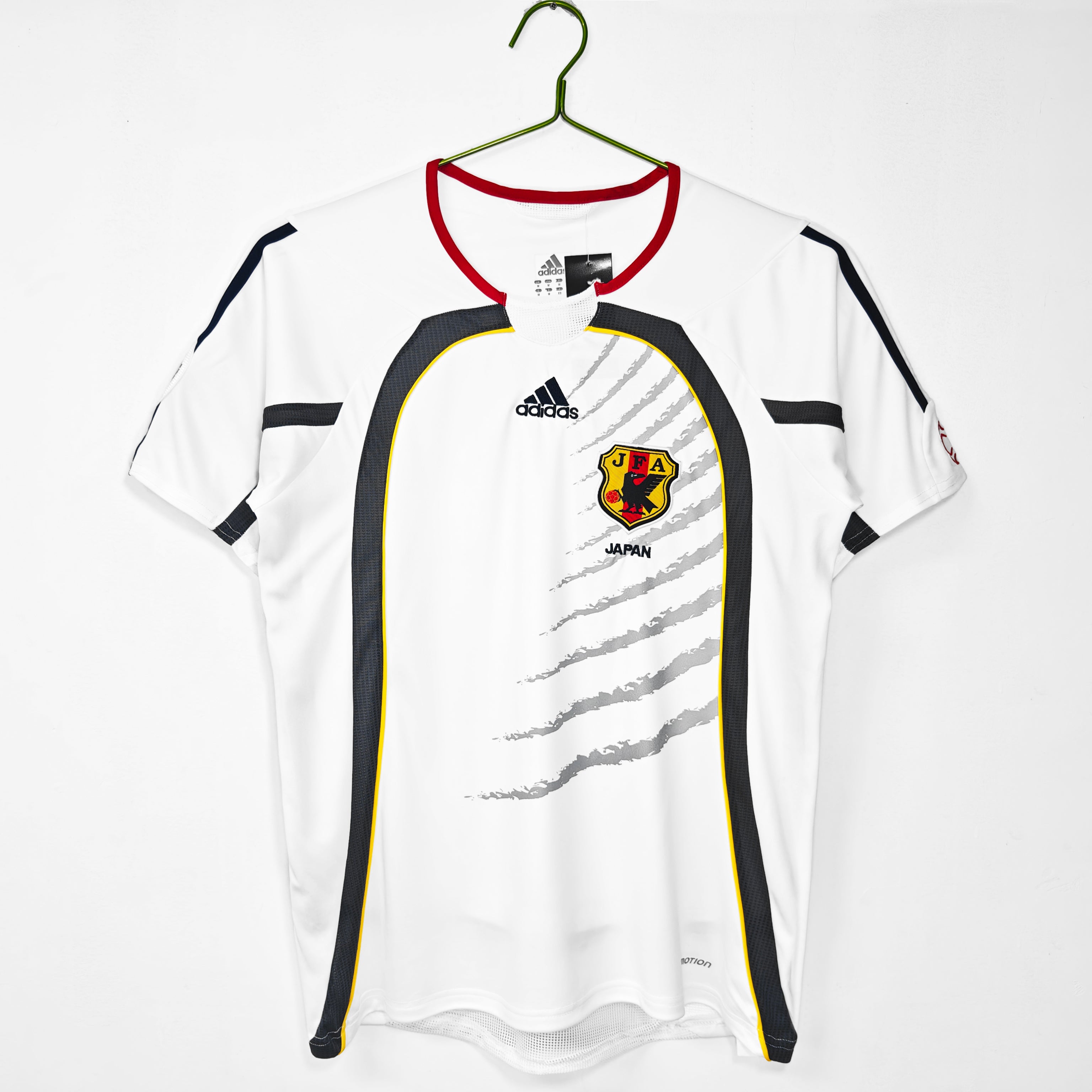 Maillot-Japon-2006-2007-Exterieur-Vintage-Retro-1