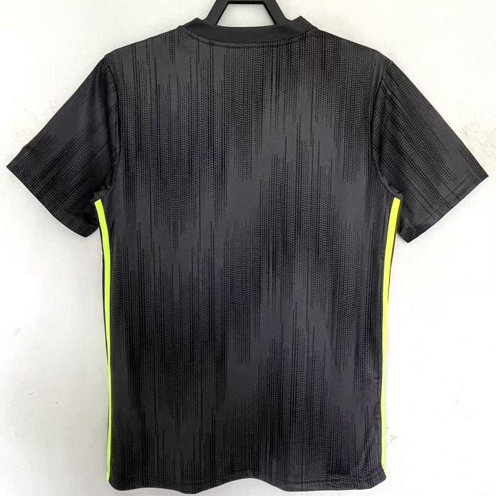Maillot-Juventus-Retro-Vintage-2018-2019-Third-Homme-2